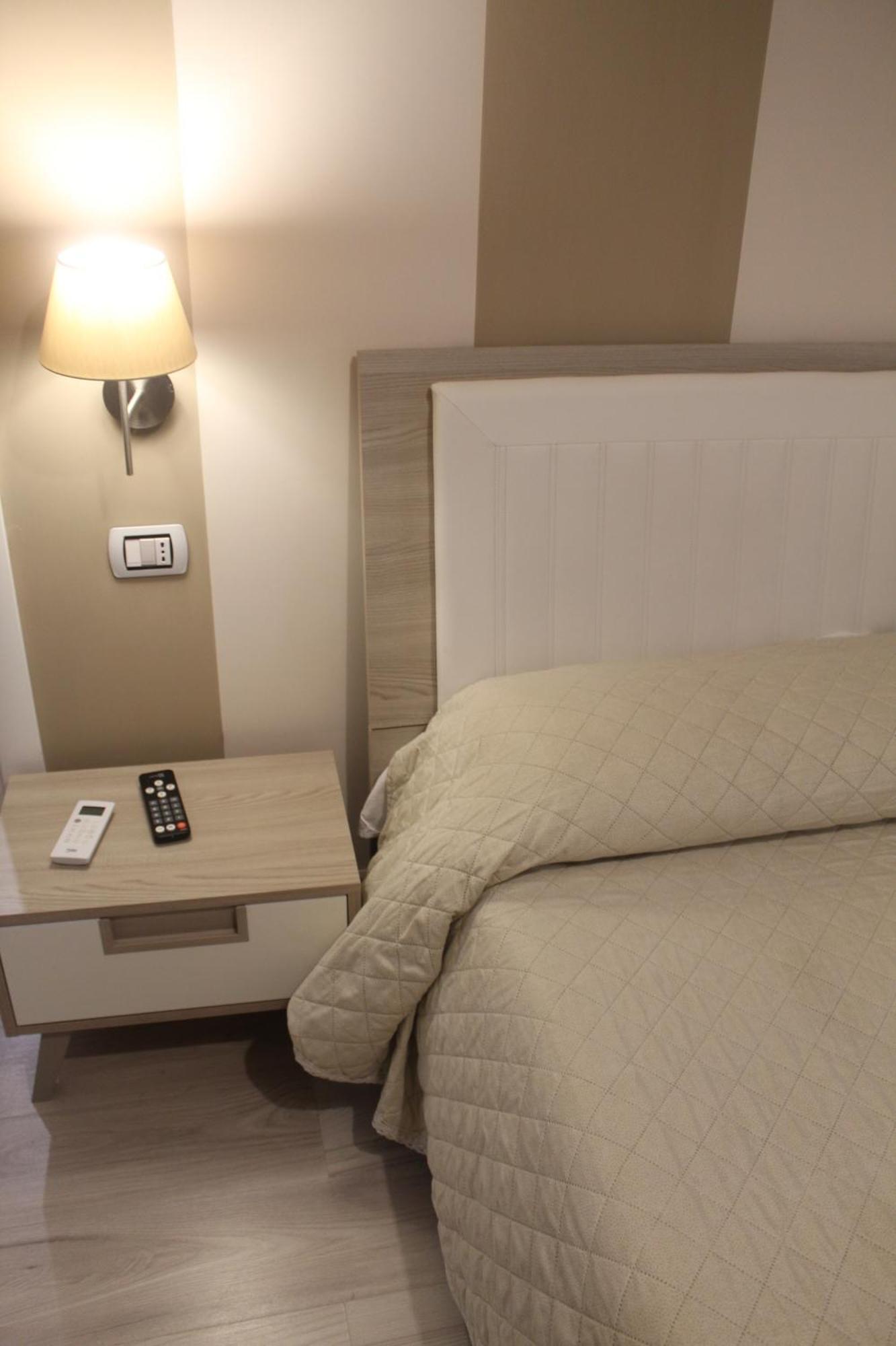 Donna Melina Bed and Breakfast Mileto Εξωτερικό φωτογραφία