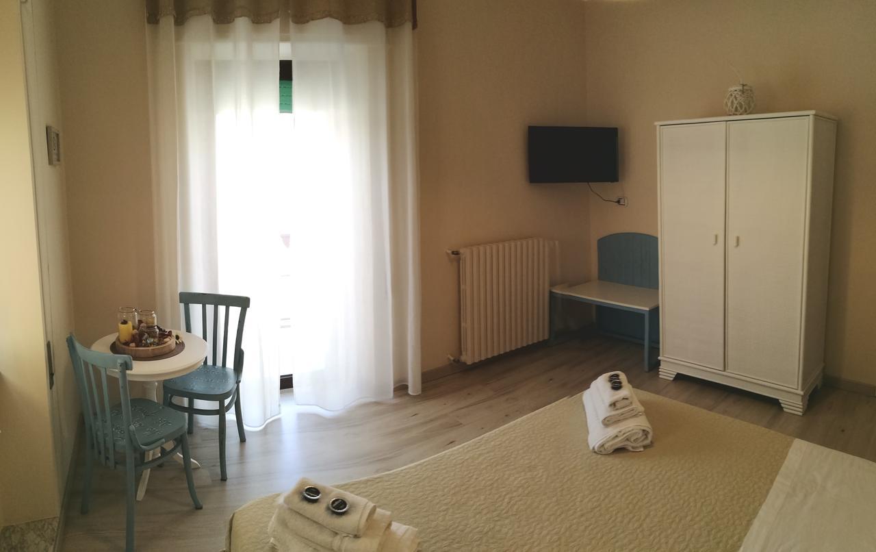 Donna Melina Bed and Breakfast Mileto Εξωτερικό φωτογραφία